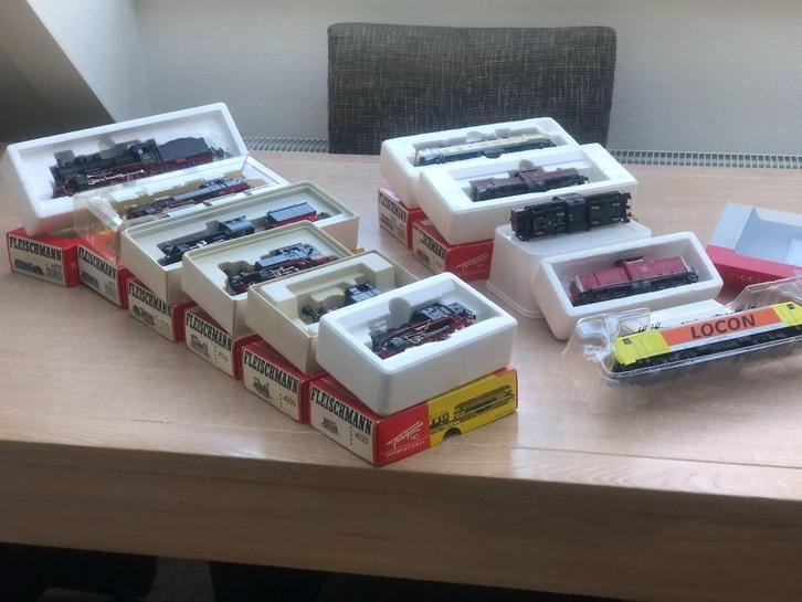 FLEISCHMANN  STOOM,  DIESEL en ELEKTRALOC  (284), Hobby en Vrije tijd, Modeltreinen | H0, Zo goed als nieuw, Locomotief, Gelijkstroom