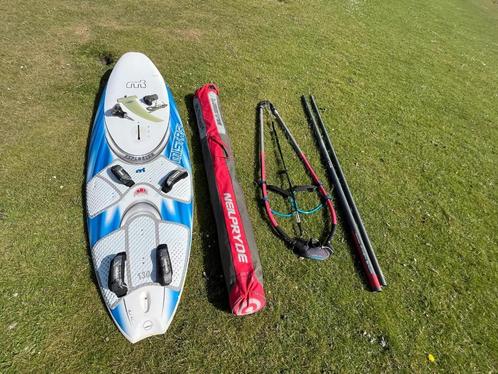 Compleet windsurfing set te koop, Watersport en Boten, Windsurfen, Gebruikt, Complete set, Met vin(nen), 5 tot 7 m², Ophalen