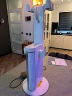 Dyson standaard met lader en accessoires, Ophalen, Zo goed als nieuw