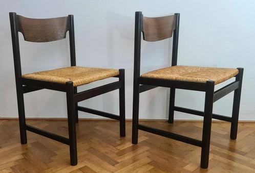 Twee vintage, design stoelen. Vico Magistretti, Huis en Inrichting, Stoelen, Twee, Ophalen