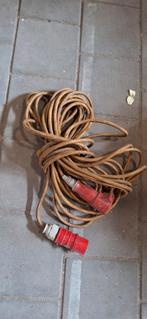 4 polige krachtstroom Kabel 15 meter 32 ah., Doe-het-zelf en Verbouw, Kabel of Snoer, Ophalen of Verzenden, Zo goed als nieuw