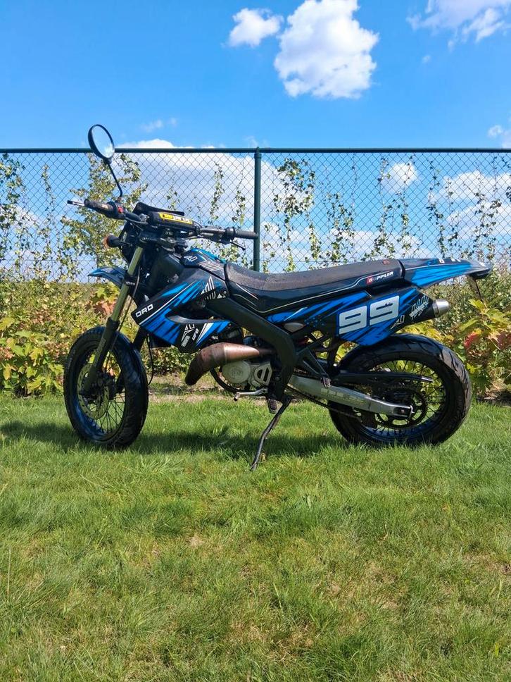 Derbi sm X-trem uit 2021, Fietsen en Brommers, Brommers | Derbi, Zo goed als nieuw, Ophalen