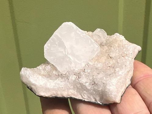 Apofyliet cluster mineralen, Verzamelen, Mineralen en Fossielen, Mineraal, Ophalen of Verzenden