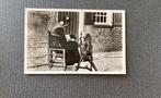 Aan t spinnewiel Staphorst, Verzamelen, Ansichtkaarten | Themakaarten, Ophalen of Verzenden, 1940 tot 1960, Ongelopen, Ambachten of Beroep