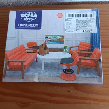 Woonkamer, jaren 70, hard plastic, nieuw in doos beschikbaar voor biedingen