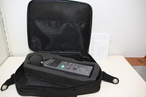 Professionele geluidsmeter Velleman in koffer. Nieuwstaat., Hobby en Vrije tijd, Overige Hobby en Vrije tijd, Zo goed als nieuw