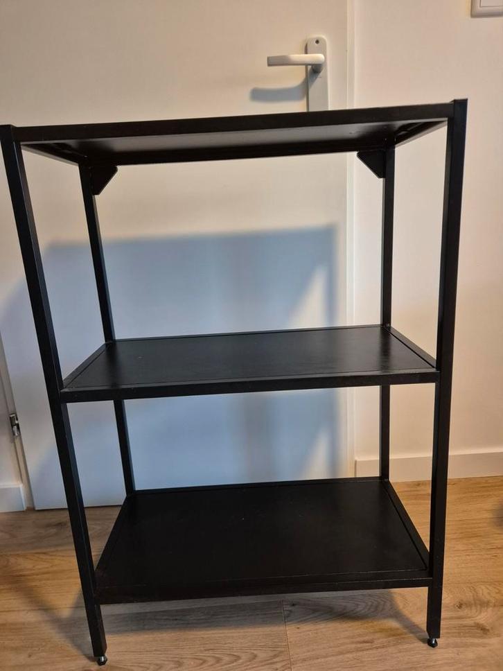 Zwart metalen rek met 3 planken, Huis en Inrichting, Badkamer | Badkamermeubels, Zo goed als nieuw, Overige typen, Minder dan 100 cm