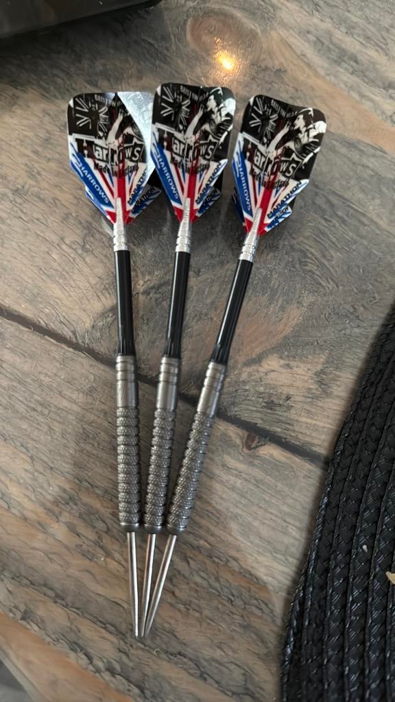 Eric Bristow 22 gram darts, Sport en Fitness, Darts, Ophalen, Zo goed als nieuw, Pijlen