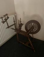 Antiek Spinnenwiel, Ophalen