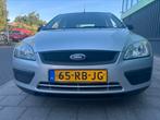 Ford Focus 1.4 59KW 5D 2005 Grijs, 15 km/l, 1147 kg, 4 cilinders, 620 kg