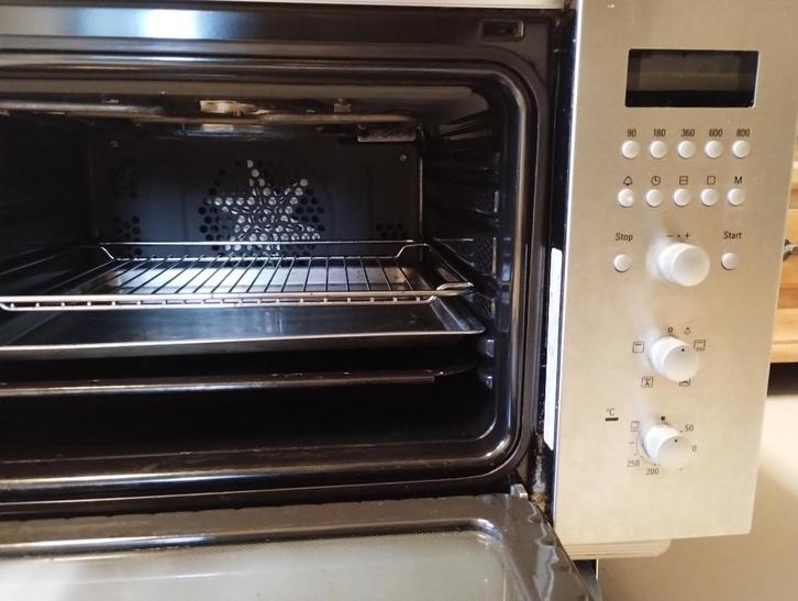 Siemens inbouw oven, Witgoed en Apparatuur, Ovens, Gebruikt, Inbouw, Oven met grill, 45 tot 60 cm, 45 tot 60 cm, Hete lucht, Magnetronfunctie