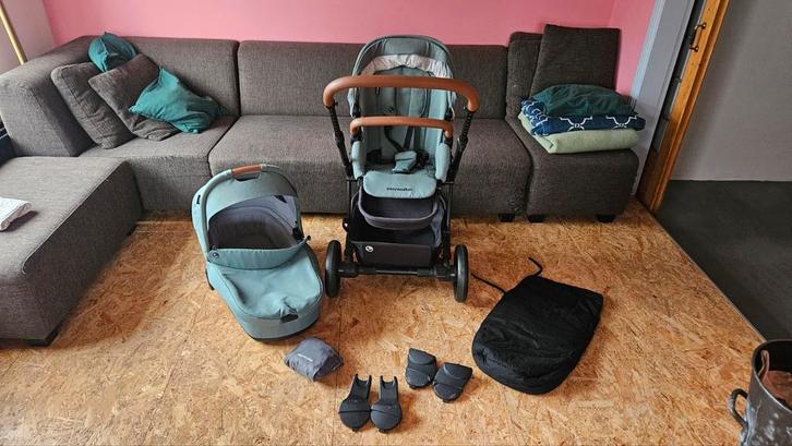 Mooie kinderwagen. 2-in-1 Easy Walker Harvey 2, Huis en Inrichting, Banken | Complete zithoeken, Gebruikt, Kunststof, Metaal, Stof