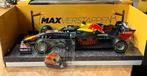 T.E.A.B. Max verstappen racewagen incl helm sleutelhanger, Ophalen of Verzenden, Nieuw, Bburago