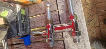 Chromen radiator kraan recht. beschikbaar voor biedingen