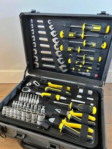 Gereedschap set in koffer - Aldorr nieuwe in koffer beschikbaar voor biedingen