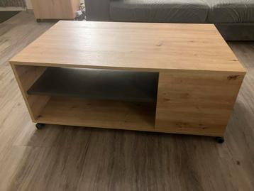 Salontafel 100x60 cm beschikbaar voor biedingen