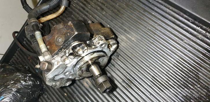 Hogedrukpomp dieselpomp BMW 1 / 2 / 3 / 4 / 5 0445010045 778, Auto-onderdelen, Brandstofsystemen, Gebruikt, Ophalen of Verzenden