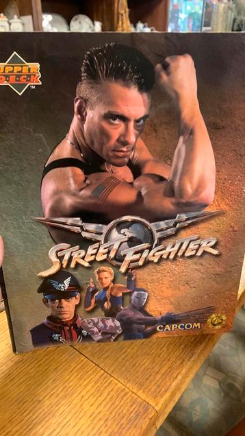 Street fighter UPPER D.E.C.K beschikbaar voor biedingen