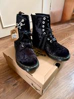 Nieuwe Dr. Martens Vegan 1460 Crushed Velvet Maat 40, Ophalen of Verzenden, Nieuw, Zwart, Lage of Enkellaarzen