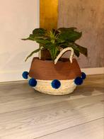 Rieten mand roze en naturel, Huis en Inrichting, Woonaccessoires | Schalen en Manden, Verzenden, Nieuw, Rond, Riet