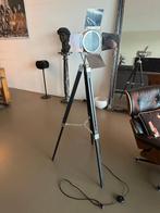 Staande Cinema/Bioscoop Vloerlamp op Driepoot Statief, Gebruikt, 100 tot 150 cm, Ophalen of Verzenden, Hollywoodstyle Klassiek