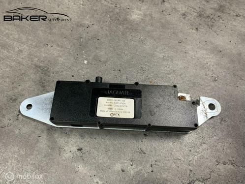 Antenne versterker Jaguar XK Coupé ('06-'15) 8W83-18C847, Auto-onderdelen, Elektronica en Kabels, Jaguar, Gebruikt, Ophalen of Verzenden