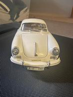 Burago porsche 1/18 model, Hobby en Vrije tijd, Modelauto's | 1:18, Ophalen of Verzenden, Zo goed als nieuw, Bburago