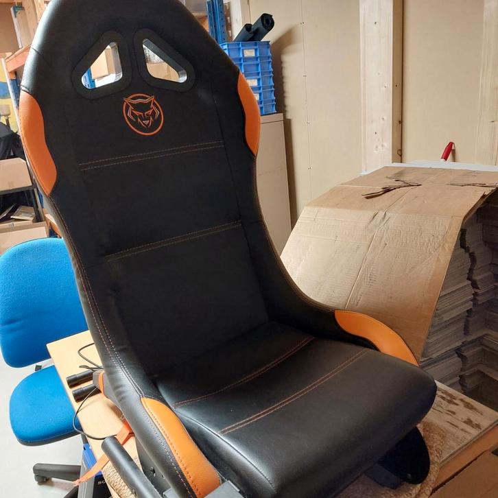 Playseat compleet Thrustmaster T150 zgan, Spelcomputers en Games, Spelcomputers | Sony PlayStation Consoles | Accessoires, Zo goed als nieuw