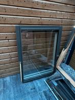 Dakraam met plissé gordijn - 115x90cm, Ophalen, Gebruikt, Minder dan 80 cm, 80 tot 120 cm