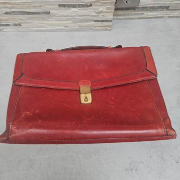 Le Tanneur Leren Aktetas - Vintage Rood beschikbaar voor biedingen