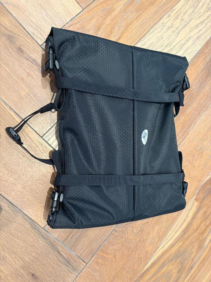 AGU Bikepack: zadeltas en stuurtas, Fietsen en Brommers, Fietsaccessoires | Fietstassen, Nieuw, Ophalen of Verzenden