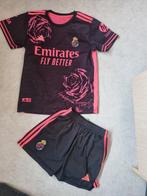 Gaaf zwart rose adidas voetbalsetje maat 164, Kinderen en Baby's, Kinderkleding | Maat 164, Adidas, Jongen of Meisje, Ophalen of Verzenden