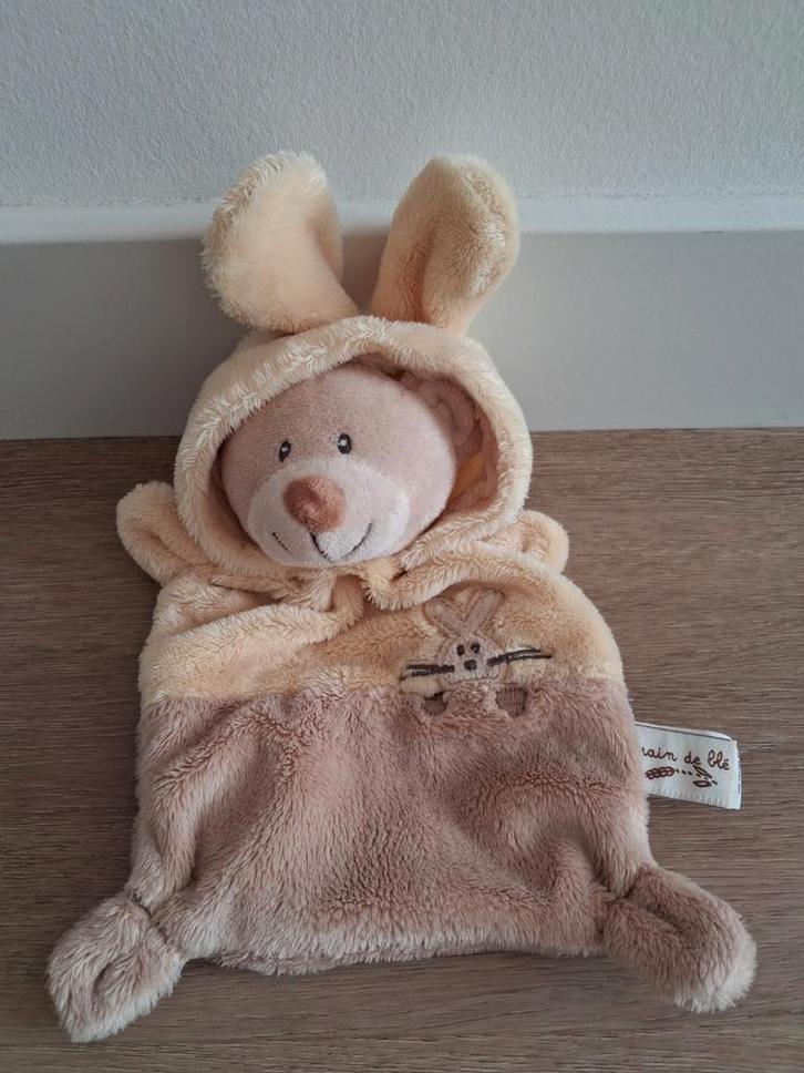 Knuffeldoekje beer beertje Grain de ble bruin geel K9731, Kinderen en Baby's, Speelgoed | Knuffels en Pluche, Zo goed als nieuw