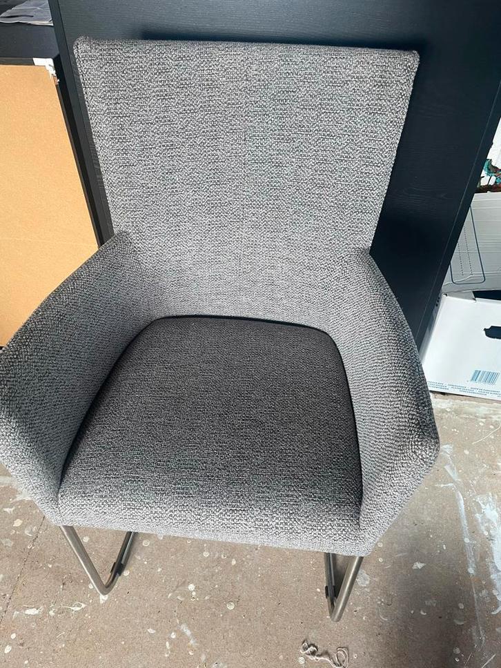 4 Grijze Eettafelstoelen, Huis en Inrichting, Stoelen, Gebruikt, Vier, Metaal, Grijs, Ophalen