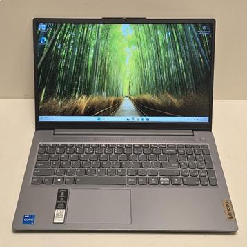 Lenovo IdeaPad Slim 3 15IAH8  | 512GB SSD (836165) beschikbaar voor biedingen