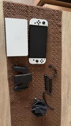 Nintendo Switch OLED - Zo goed als nieuw!, Spelcomputers en Games, Online, Overige genres, Ophalen of Verzenden, Zo goed als nieuw