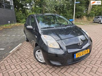 Toyota Yaris 1.0 VVTi Acces 5 DR Volledig onderhouden beschikbaar voor biedingen