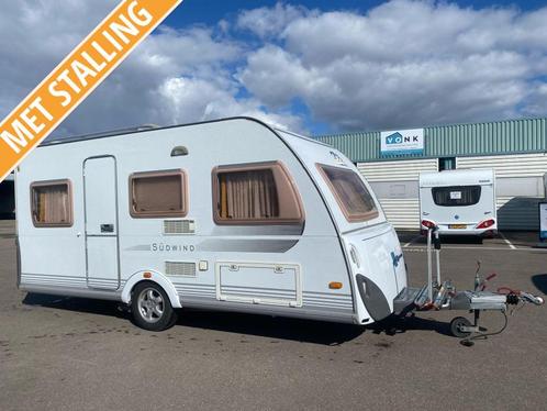 Knaus Sudwind 460 bj 2006 +voortent mover stalling, Caravans en Kamperen, Caravans, Bedrijf, tot en met 4, 1000 - 1250 kg, Rondzit