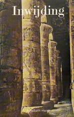 Elisabeth Haich - Inwijding - 9e druk 2003, Achtergrond en Informatie, Ophalen of Verzenden, Zo goed als nieuw, Overige onderwerpen