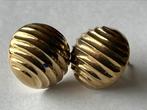 Gouden oorbellen met ribbels, Verzenden, Zo goed als nieuw, Knopjes of Stekers, Goud