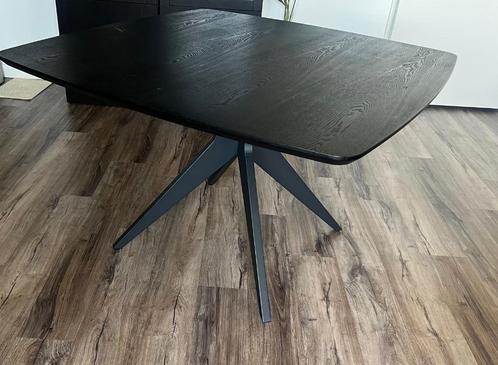 Eettafel zwart, Huis en Inrichting, Tafels | Eettafels, Zo goed als nieuw, 100 tot 150 cm, Vier personen, Overige vormen, Ophalen