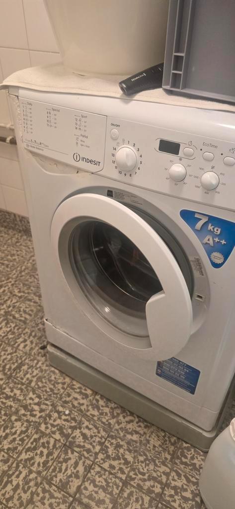 Indesit Wasmachine - 7kg - A++, Witgoed en Apparatuur, Wasmachines, Gebruikt, Voorlader, 6 tot 8 kg, 85 tot 90 cm, 1200 tot 1600 toeren