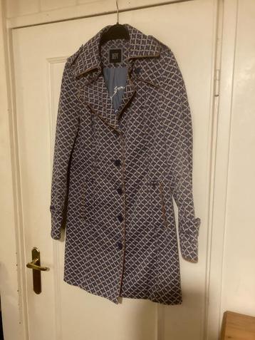 Aparte blauw bruine lange gevoerde jas van Dept, maat S beschikbaar voor biedingen