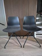 Twee Leuke Stoeltjes met Reliëf, Ophalen, Zwart, Twee