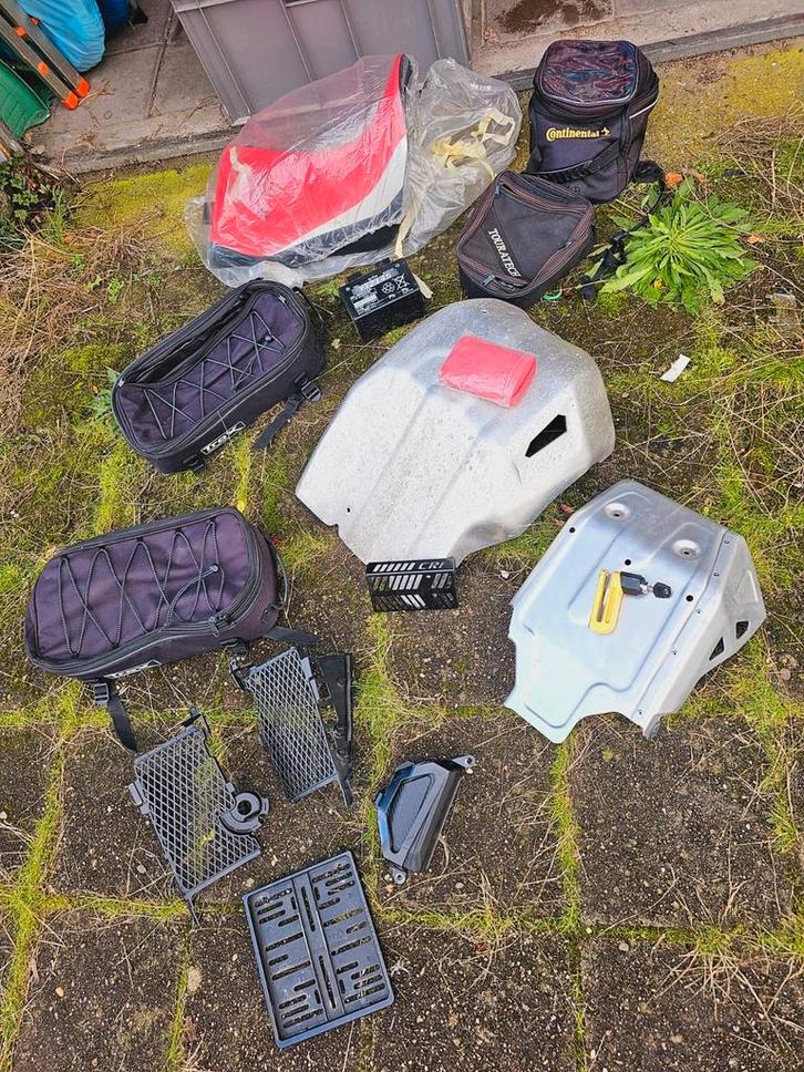 Honda Africa Twin 1000-1100 accesoires goede staat!, Sport en Fitness, Skiën en Langlaufen, Nieuw, Schoenen, Overige merken, 160 tot 180 cm