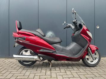 Suzuki AN400 Burgman schade beschikbaar voor biedingen