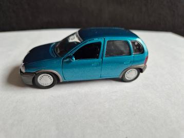 OPEL CORSA B 5 DRS Merk GAMA Kleur Azuur blauw beschikbaar voor biedingen