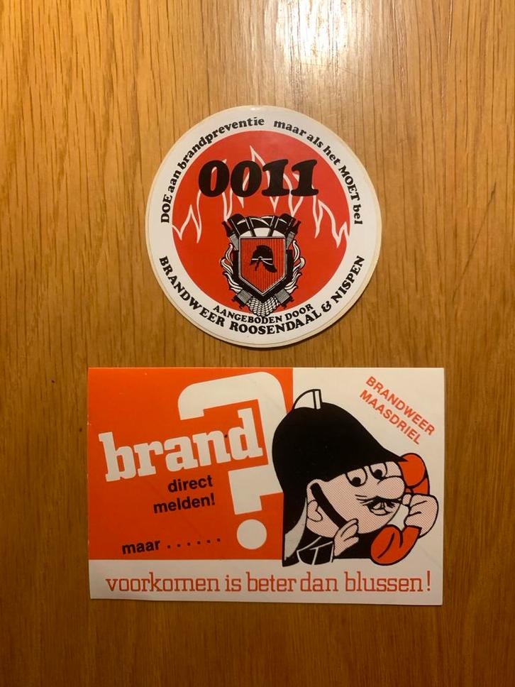 Vintage Stickers Brandweer Roosendaal & Nispen, Maasdriel, Verzamelen, Stickers, Gebruikt, Overige typen, Ophalen