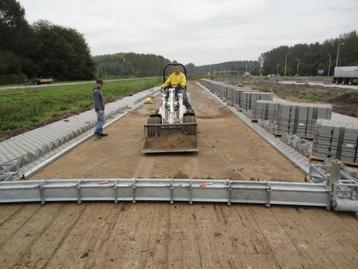 Afreibak groot of klein model (Nieuw) beschikbaar voor biedingen