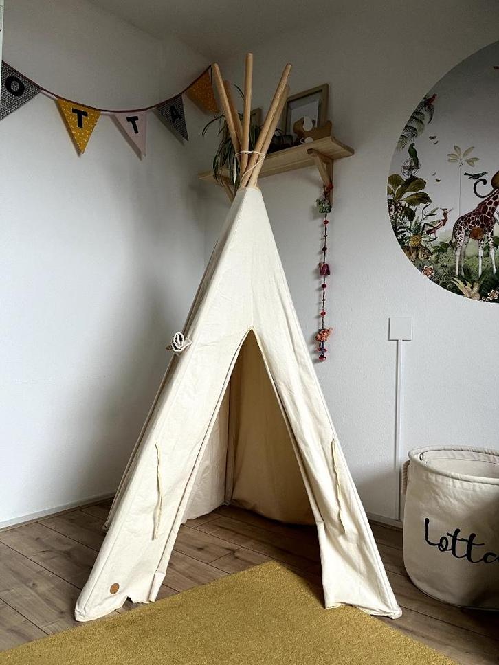 Tipi tent Petit amelie, Kinderen en Baby's, Speelgoed | Speeltenten, Zo goed als nieuw, Ophalen